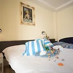 Cristina Hotel