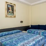 Cristina Hotel 3*