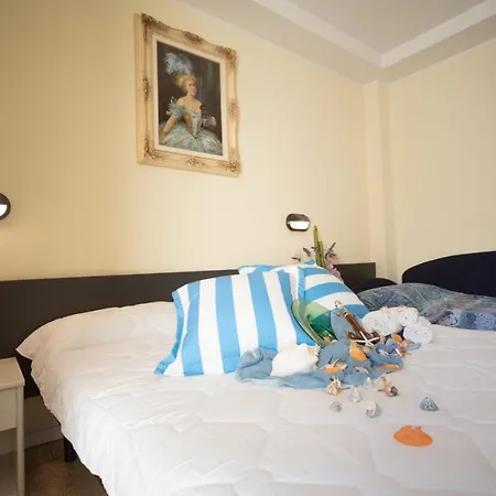 Cristina Hospitality (adults Only) 호텔