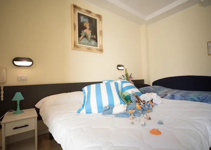 Cristina Hotel