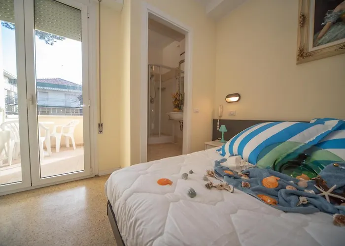 Hotel Cristina 3*